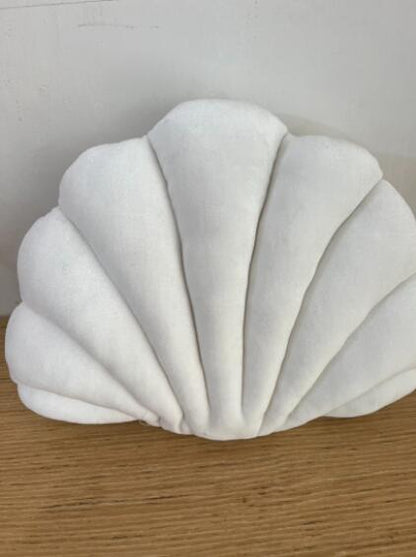 Velvet Shell Pillow